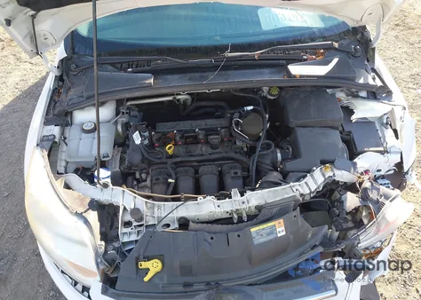 2014 Ford Focus Se z USA, uszkodzony, nr VIN 1FADP3F25EL119620